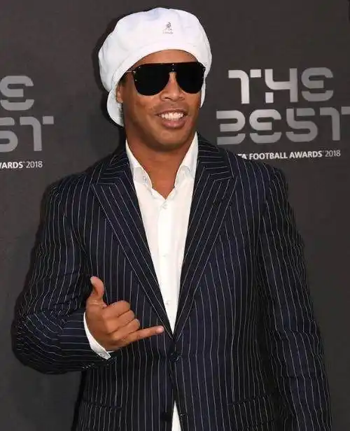 去努力的肯 去努力的肯