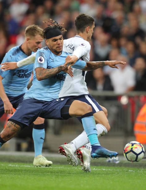 舒库签下了 舒库签下了